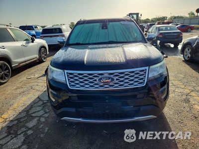 Piąte zdjęcie samochodu w środku: 2017 FORD EXPLORER PLATINUM VIN:1FM5K8HT8HGD99087 - miniatura