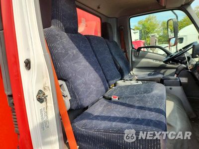 Zdjęcie 10 z 12 samochodu: 2018 HINO 195 BOX TRUCK VIN:JHHSDM2H5JK006192 - miniatura