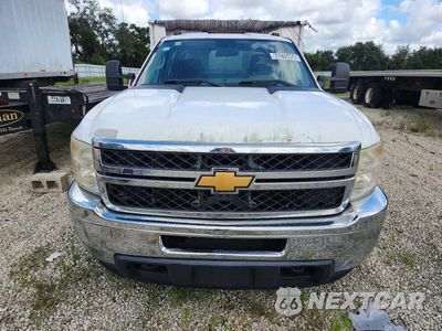 Piąte zdjęcie samochodu w środku: 2012 CHEVROLET SILVERADO DUMP TRUCK VIN:1GB4CZCG6CF156698 - miniatura