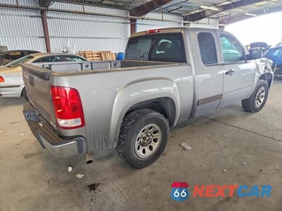 Trzecie zdjęcie samochodu z tyłu: 2007 GMC NEW SIERRA C1500 VIN:1GTEC19C27Z516480 - miniatura