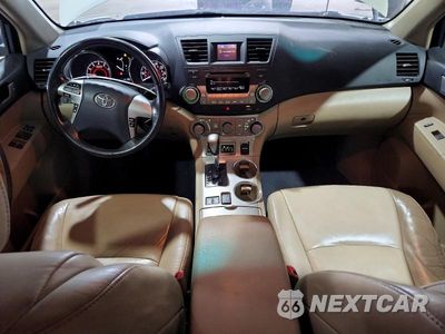 Zdjęcie 8 z 14 samochodu: 2012 TOYOTA HIGHLANDER SE VIN:5TDBK3EH0CS137458 - miniatura