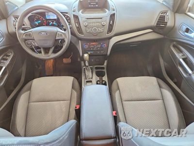Zdjęcie 8 z 13 samochodu: 2017 FORD ESCAPE SE VIN:1FMCU0GD2HUC24901 - miniatura