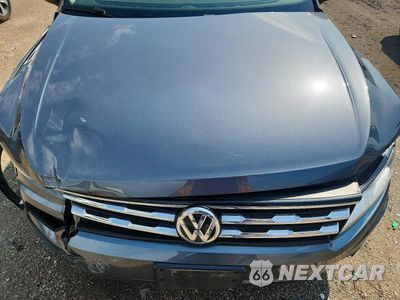 Zdjęcie 11 z 12 samochodu: 2020 VOLKSWAGEN TIGUAN SE VIN:3VV2B7AXXLM072401 - miniatura
