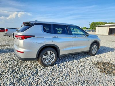 Trzecie zdjęcie samochodu z tyłu: 2024 MITS OUTLANDER PHEV VIN:JA4T5UA97RZ033132 - miniatura