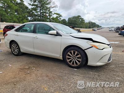 Czwarte zdjęcie samochodu z boku: 2016 TOYOTA CAMRY XLE VIN:4T1BF1FK0GU130025 - miniatura