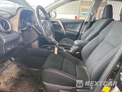 Zdjęcie 7 z 13 samochodu: 2016 TOYOTA RAV4 VIN:JTMRJREV1GD030754 - miniatura