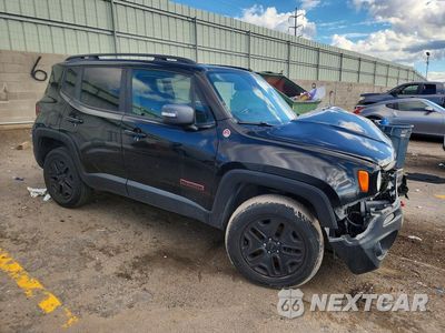 Czwarte zdjęcie samochodu z boku: 2018 JEEP RENEGADE TRAILHAWK VIN:ZACCJBCB0JPH23071 - miniatura