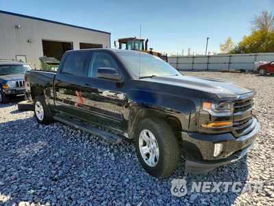 Czwarte zdjęcie samochodu z boku: 2016 CHEVROLET SILVERADO K1500 LT VIN:3GCUKREC6GG383645 - miniatura