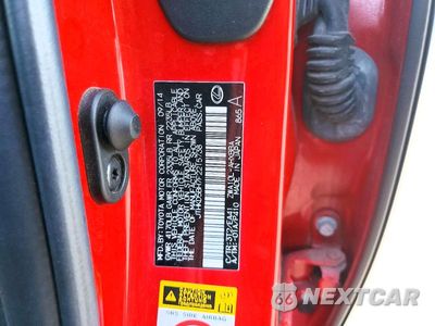 Zdjęcie 13 z 13 samochodu: 2015 LEXUS CT 200 VIN:JTHKD5BH7F2215738 - miniatura