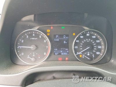 Zdjęcie 9 z 12 samochodu: 2017 HYUNDAI ELANTRA SE VIN:5NPD84LF2HH020766 - miniatura