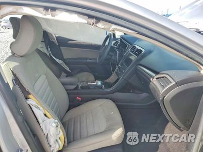 Zdjęcie 7 z 13 samochodu: 2019 FORD FUSION S VIN:3FA6P0G73KR194136 - miniatura