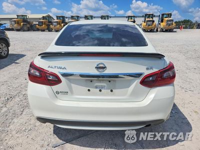 Zdjęcie 6 z 12 samochodu: 2017 NISSAN ALTIMA 2.5 SR VIN:1N4AL3APXHC246661 - miniatura