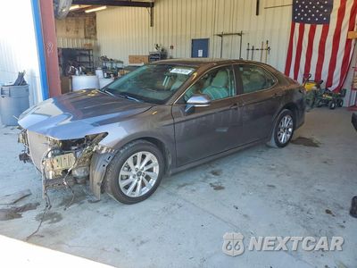 2021 TOYOTA CAMRY LE 4T1R11AK5MU421166 - główne zdjęcie licytacji z USA - miniatura