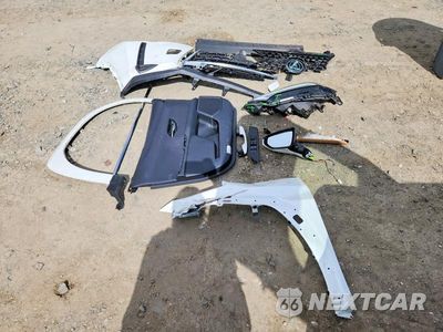 Zdjęcie 13 z 14 samochodu: 2023 LEXUS UX 250H PREMIUM VIN:JTHP9JBH1P2066308 - miniatura