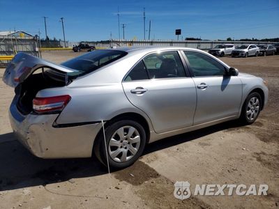 Trzecie zdjęcie samochodu z tyłu: 2010 TOYOTA CAMRY LE VIN:4T4BF3EK2AR040594 - miniatura