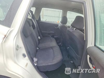 Zdjęcie 10 z 12 samochodu: 2013 HONDA FIT SPORT VIN:JHMGE8H57DC017802 - miniatura