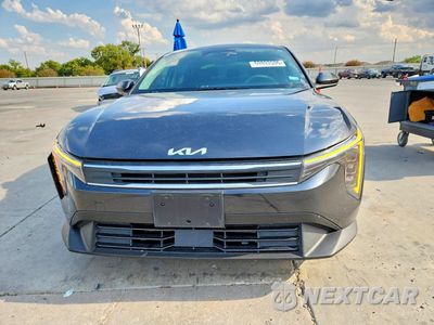Piąte zdjęcie samochodu w środku: 2025 KIA K4 LXS VIN:3KPFT4DE9SE240964 - miniatura