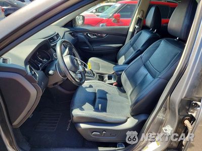 Zdjęcie 7 z 13 samochodu: 2017 NISSAN ROGUE SL VIN:JN8AT2MT7HW151569 - miniatura