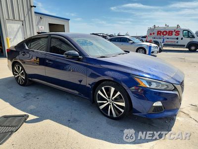 Czwarte zdjęcie samochodu z boku: 2019 NISSAN ALTIMA SR VIN:1N4BL4CV4KC210915 - miniatura