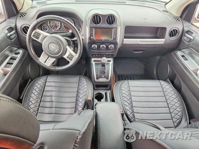 Zdjęcie 8 z 13 samochodu: 2014 JEEP COMPASS LATITUDE VIN:1C4NJCEB3ED503262 - miniatura