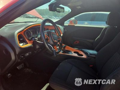 Zdjęcie 8 z 13 samochodu: 2017 DODGE CHALLENGER SXT VIN:2C3CDZAG2HH638263 - miniatura