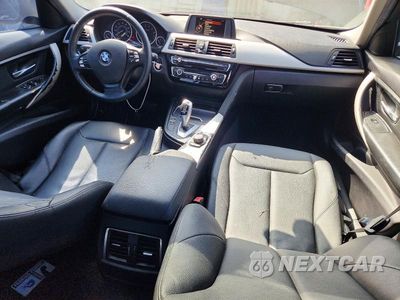 Zdjęcie 8 z 12 samochodu: 2016 BMW 320 I VIN:WBA8A9C59GK616156 - miniatura