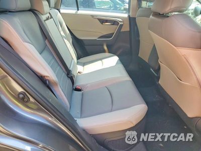 Zdjęcie 10 z 12 samochodu: 2025 TOYOTA RAV4 XLE PREMIUM VIN:JTMB6RFV9SD165250 - miniatura