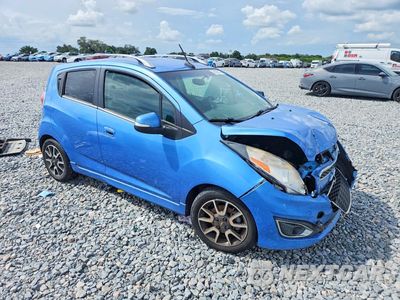 Czwarte zdjęcie samochodu z boku: 2014 CHEVROLET SPARK 2LT VIN:KL8CF6S94EC432938 - miniatura