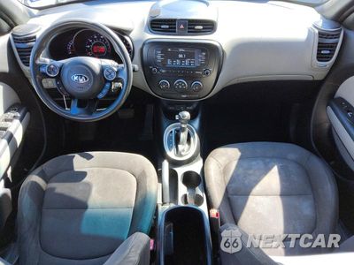 Zdjęcie 8 z 12 samochodu: 2018 KIA SOUL BASE VIN:KNDJN2A29J7599426 - miniatura