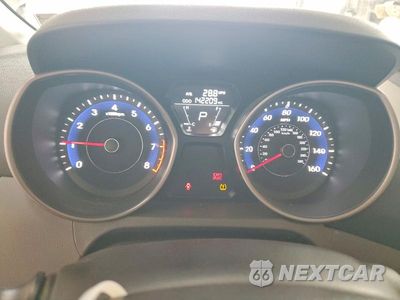 Zdjęcie 9 z 12 samochodu: 2011 HYUNDAI ELANTRA LIMITED VIN:5NPDH4AE9BH016411 - miniatura