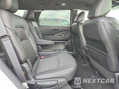 Zdjęcie 11 z 12 samochodu: 2025 NISSAN PATHFINDER ROCK CREEK VIN:5N1DR3BD8SC244517 - miniatura