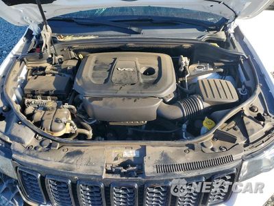 Zdjęcie 12 z 13 samochodu: 2018 JEEP GRAND CHEROKEE LAREDO VIN:1C4RJFAG8JC388033 - miniatura