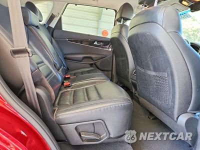 Zdjęcie 11 z 13 samochodu: 2018 KIA SORENTO EX VIN:5XYPH4A55JG391196 - miniatura