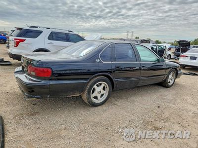 Trzecie zdjęcie samochodu z tyłu: 1996 CHEVROLET CAPRICE / IMPALA CLASSIC SS VIN:1G1BL52P5TR112843 - miniatura