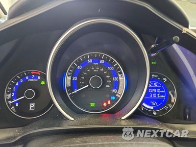 Zdjęcie 9 z 12 samochodu: 2015 HONDA FIT LX VIN:3HGGK5H57FM777336 - miniatura