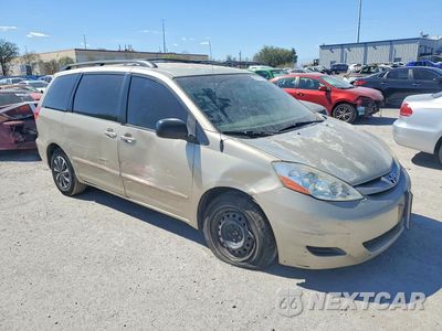 Czwarte zdjęcie samochodu z boku: 2010 TOYOTA SIENNA CE 7-PASSENGER VIN:5TDKK4CC6AS342969 - miniatura