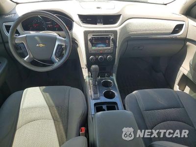 Zdjęcie 8 z 12 samochodu: 2017 CHEVROLET TRAVERSE LT VIN:1GNKRGKD0HJ340429 - miniatura