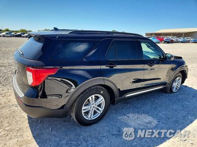 Trzecie zdjęcie samochodu z tyłu: 2023 FORD EXPLORER XLT VIN:1FMSK7DH1PGB74152 - miniatura