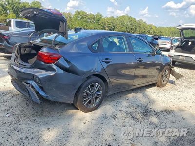 Trzecie zdjęcie samochodu z tyłu: 2024 KIA FORTE LXS VIN:3KPF24AD5RE784824 - miniatura