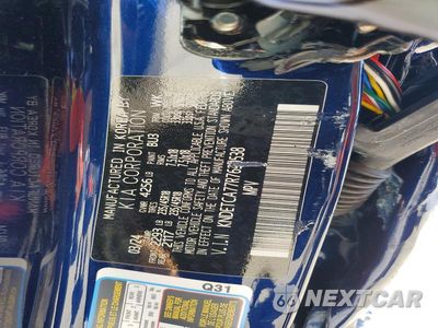 Zdjęcie 14 z 14 samochodu: 2024 KIA SELTOS SX VIN:KNDETCA77R7639538 - miniatura