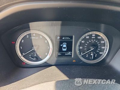 Zdjęcie 9 z 12 samochodu: 2018 HYUNDAI SONATA SE VIN:5NPE24AF1JH631399 - miniatura