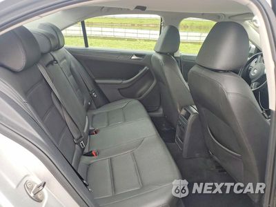 Zdjęcie 10 z 12 samochodu: 2012 VOLKSWAGEN JETTA SE VIN:3VWBP7AJ3CM307410 - miniatura