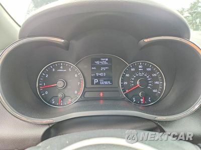 Zdjęcie 9 z 12 samochodu: 2016 KIA FORTE LX VIN:KNAFK4A69G5615204 - miniatura