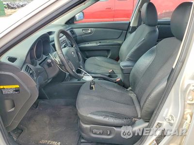 Zdjęcie 7 z 12 samochodu: 2009 KIA OPTIMA LX VIN:KNAGE228X95353549 - miniatura