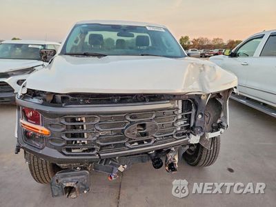 Piąte zdjęcie samochodu w środku: 2025 FORD F150 XL VIN:1FTMF1KP2SKF67172 - miniatura