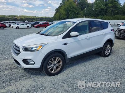 2017 FORD ESCAPE SE 1FMCU0GD6HUE55977 - główne zdjęcie licytacji z USA - miniatura