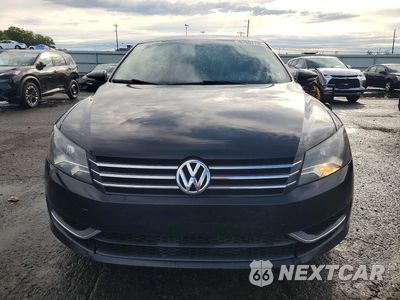 Piąte zdjęcie samochodu w środku: 2012 VOLKSWAGEN PASSAT SE VIN:1VWBP7A34CC096026 - miniatura