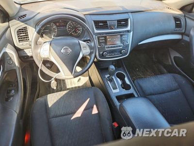 Zdjęcie 8 z 13 samochodu: 2016 NISSAN ALTIMA 2.5 SV VIN:1N4AL3AP3GC268581 - miniatura