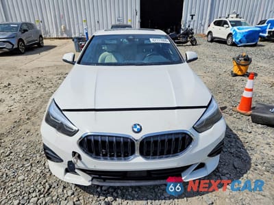 Piąte zdjęcie samochodu w środku: 2020 BMW 228XI VIN:WBA73AK0XL7G14249 - miniatura