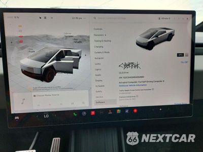 Zdjęcie 9 z 12 samochodu: 2024 TESLA CYBERTRUCK VIN:7G2CEHED4RA050983 - miniatura
